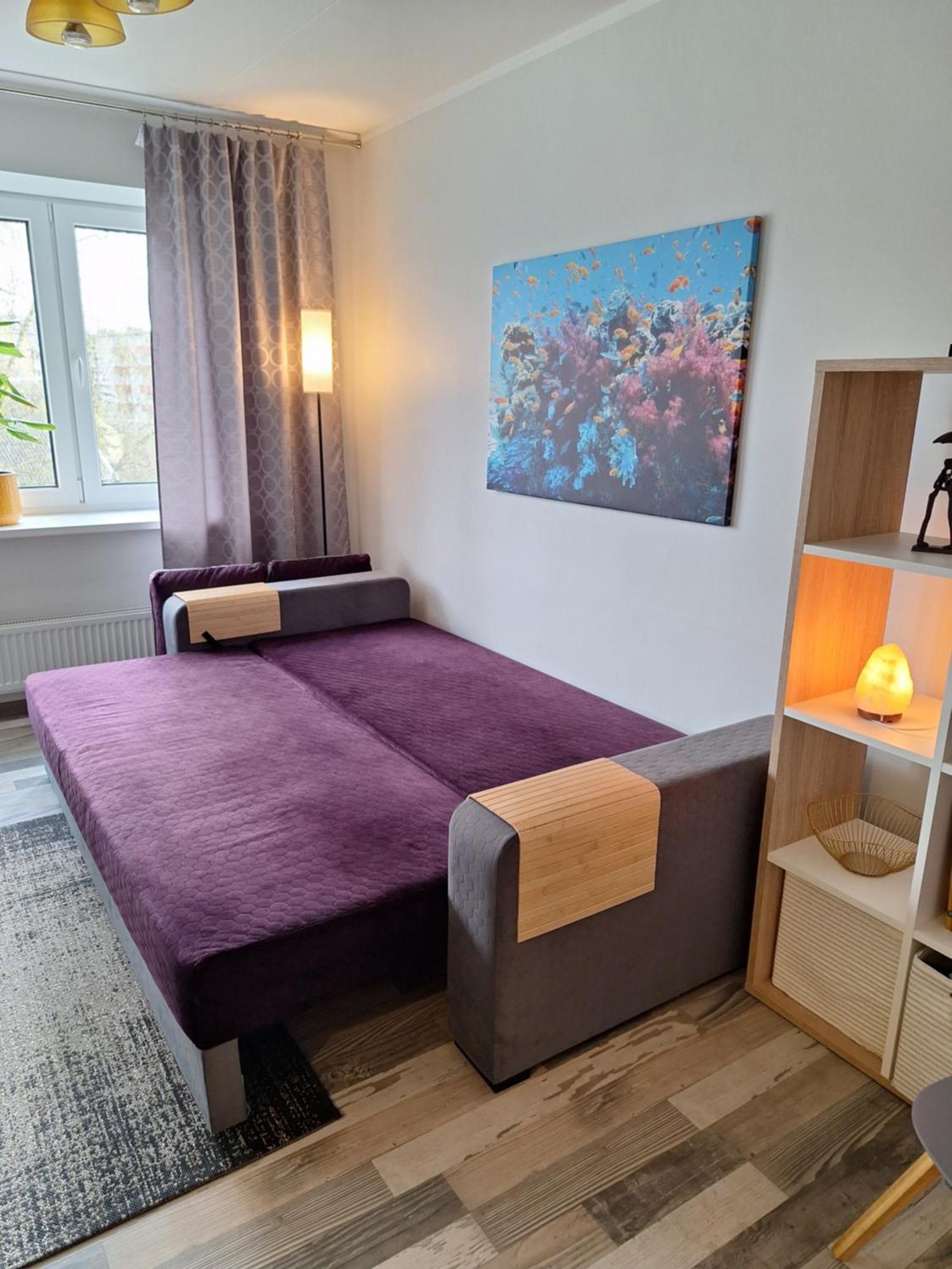 Íbúð Spacious & Cozy Apartment, Free Parking, Contact-free Entrance *